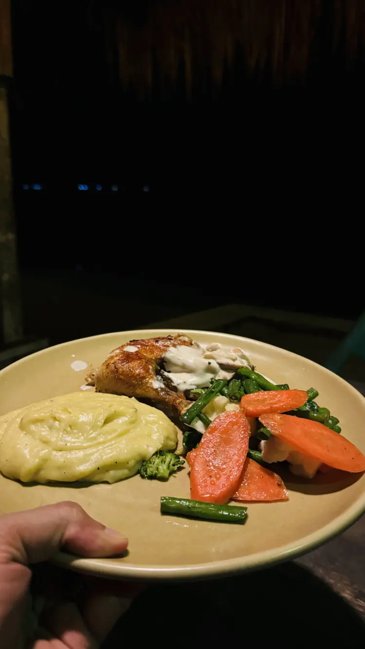 Planet Samudra cafe/ Jong school 6