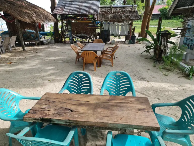 Planet Samudra cafe/ Jong school 4