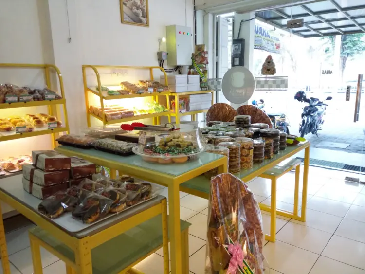 Olivia Bakery Mojosari 7