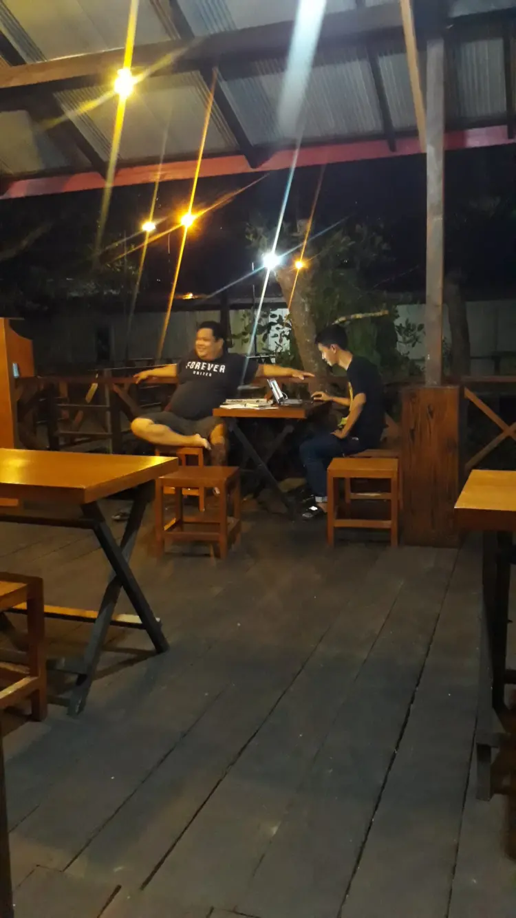 BJS Cafe & Restaurant 5