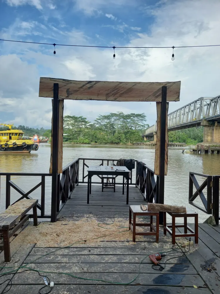 BJS Cafe & Restaurant 9