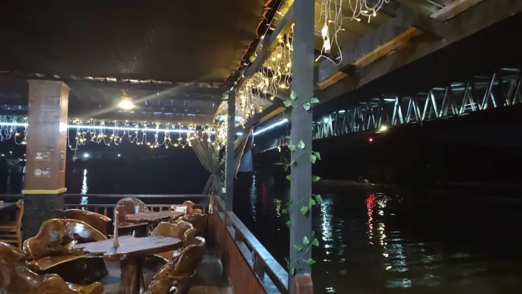 BJS Cafe & Restaurant 2