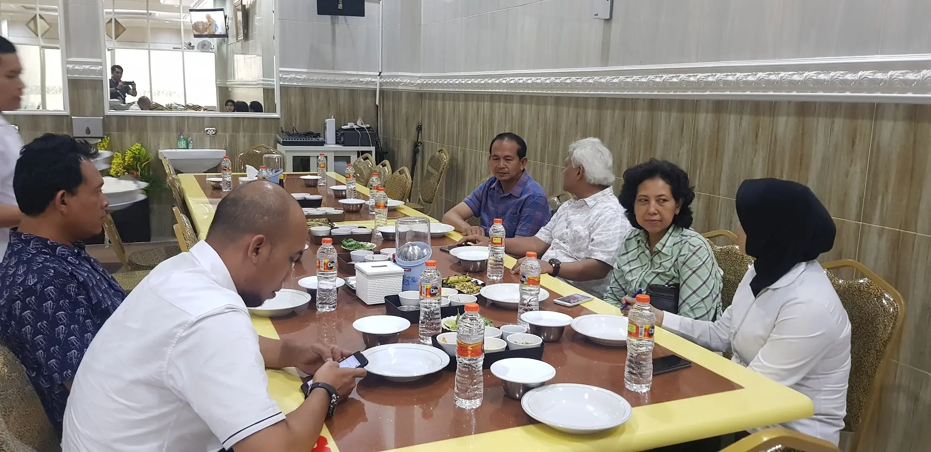 重口味爱好者请绕道！这家望加锡神店，吃的不是调料是“嚣张” 2