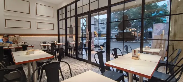 人均10万吃碗面，三马林达这家万隆传奇是Mantap还是坑？