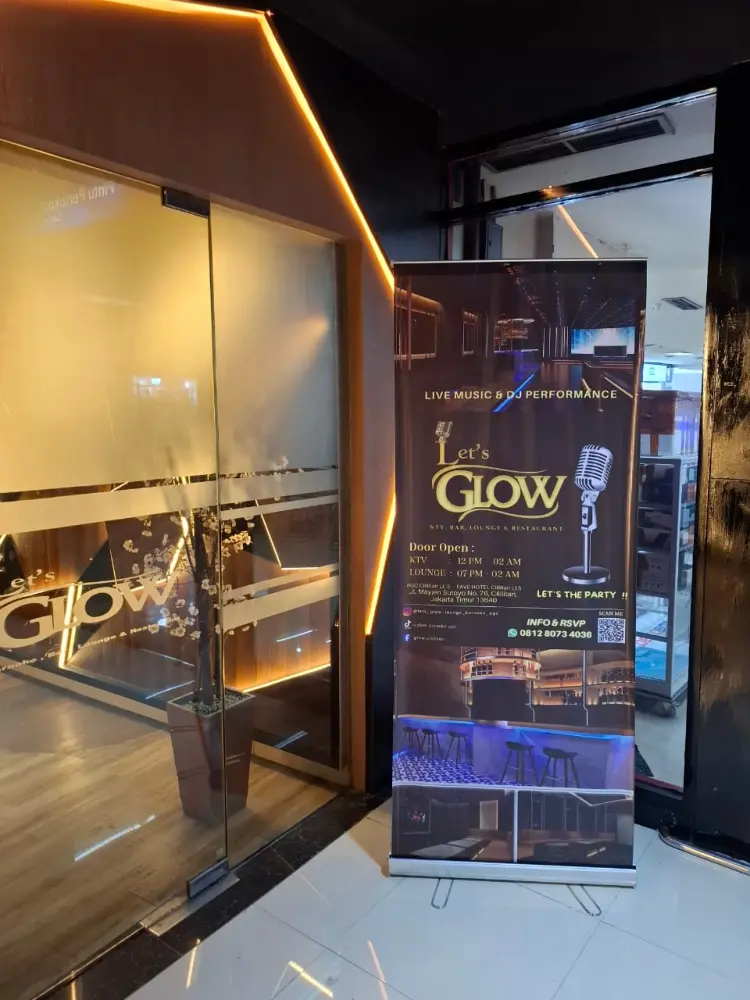 Lets GLOW (PGC) KTV Lounge Bar Jakarta 1