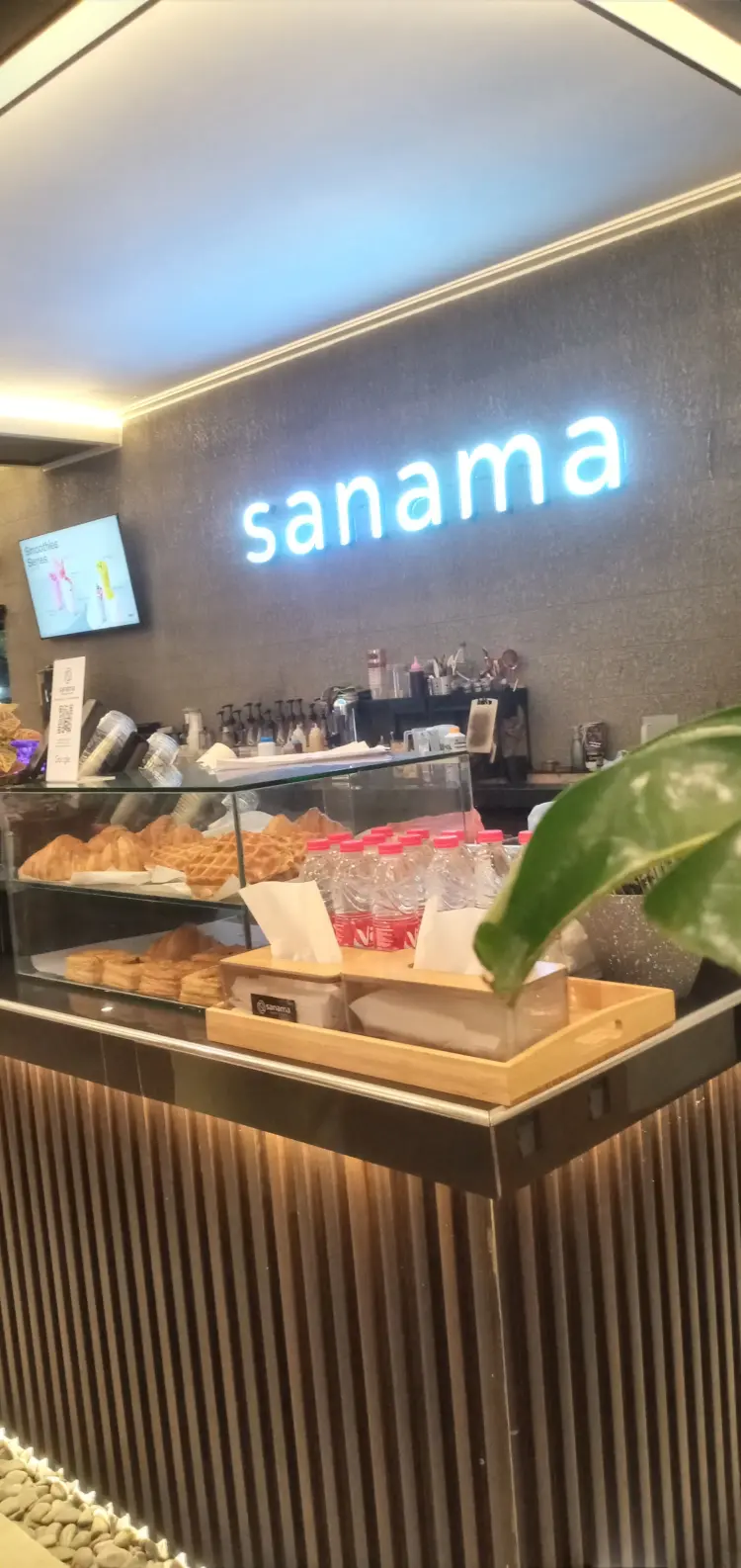 SANAMA COFFEE & SPACE 5