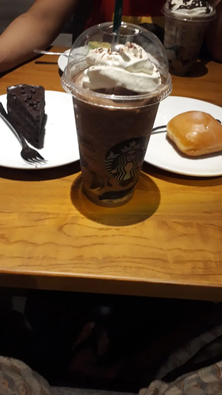 Starbucks Sunter Green Lake 4