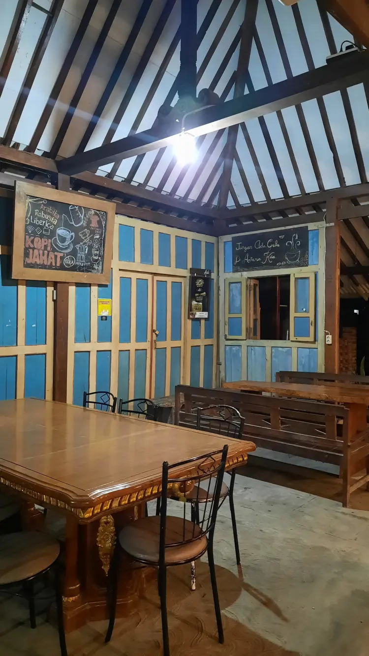 Kopi Jahat Tamantirto 7