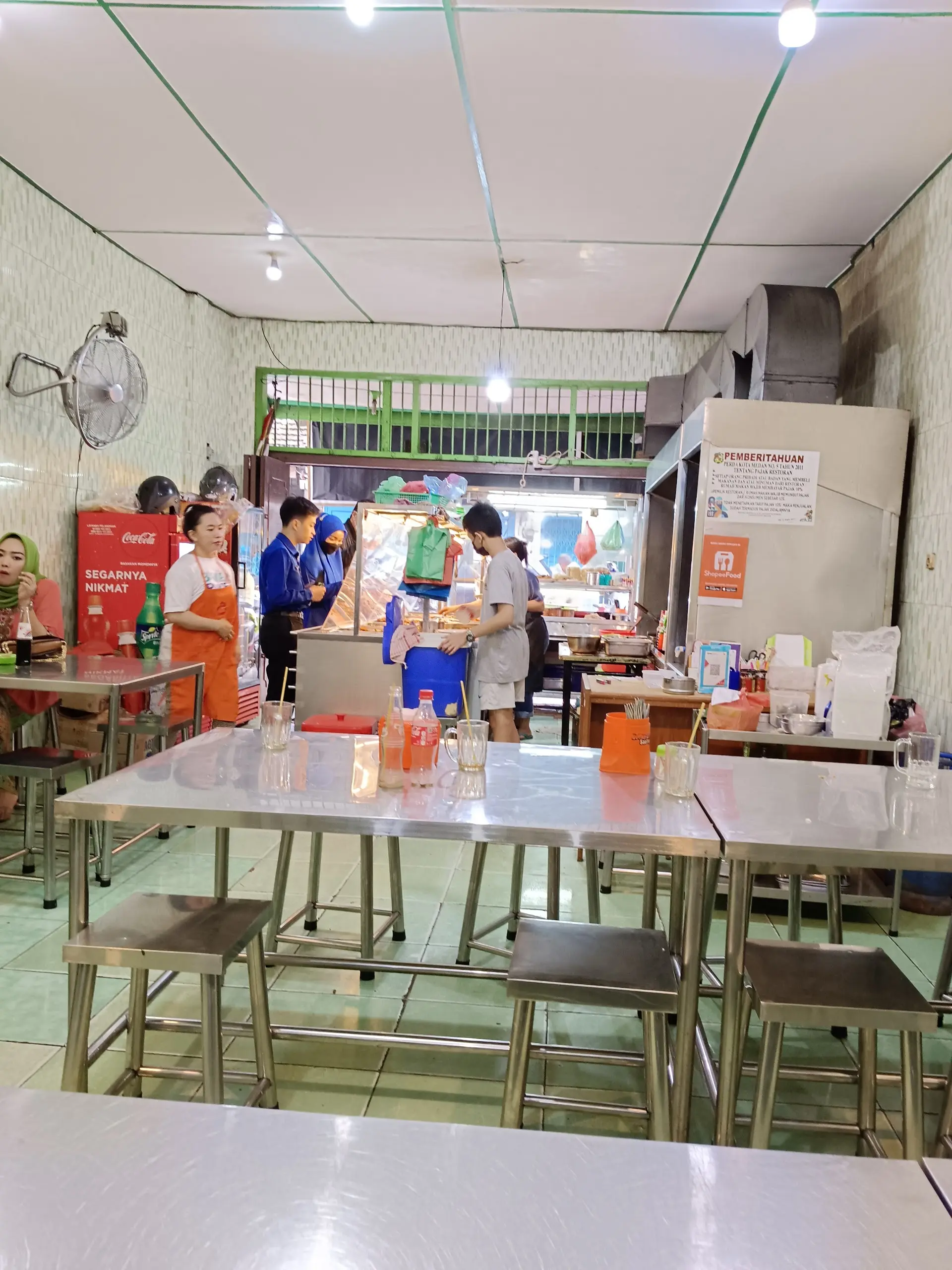 Get stuffed for 30k in Medan, but beware this old shop's catch 3