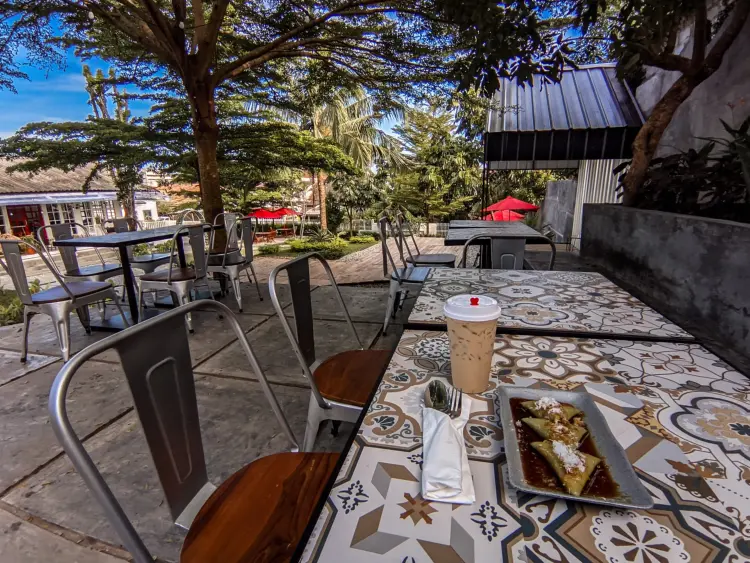 Google 4.6分？巨港这家店的服务真的配不上它的脸！