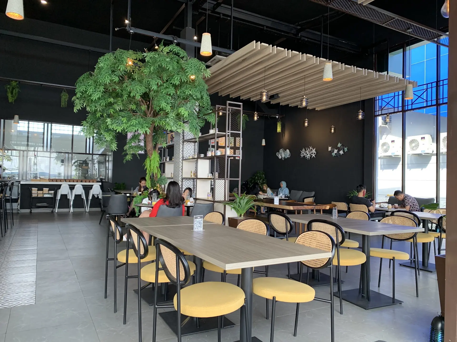 The best sunset in Batam? But this AC... I can't even. 4