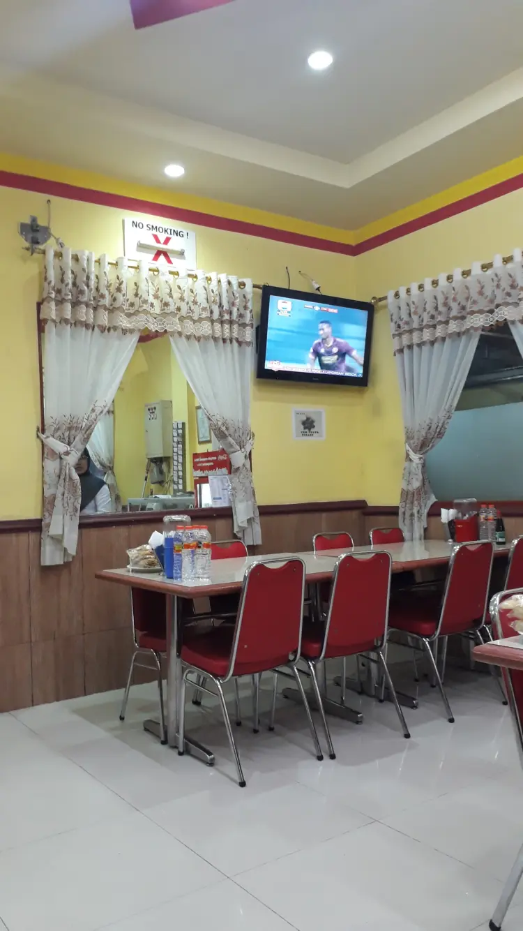 Restoran Sederhana Masakan Padang 4