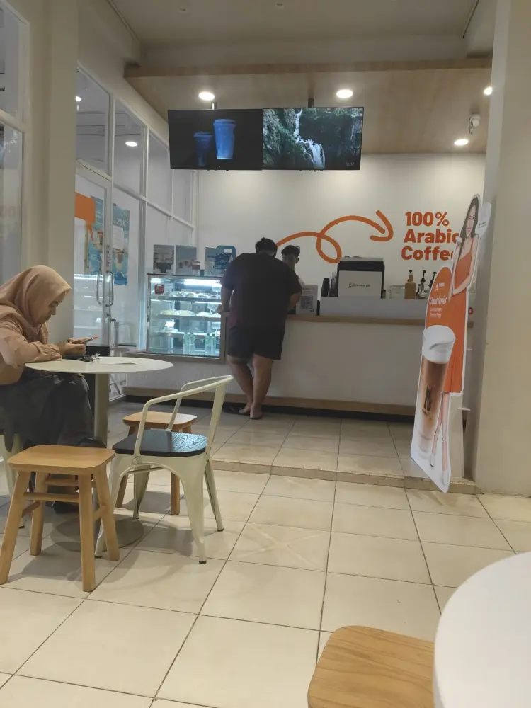 TOMORO COFFEE PRAMUKA RAJABASA 3