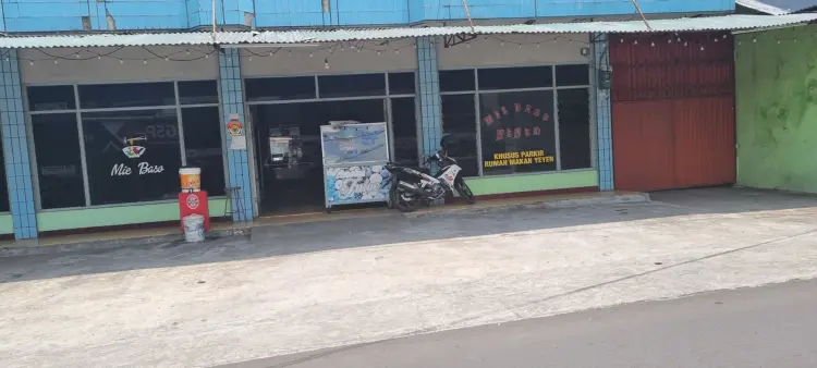 Mie Bakso Yeyen 1