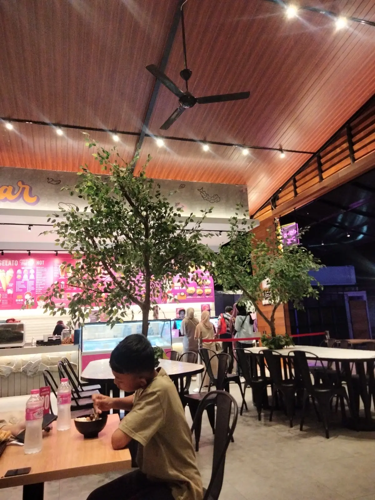 Google 4.8分,服务员却当场翻脸?Maros这家面馆我吃得好分裂 2