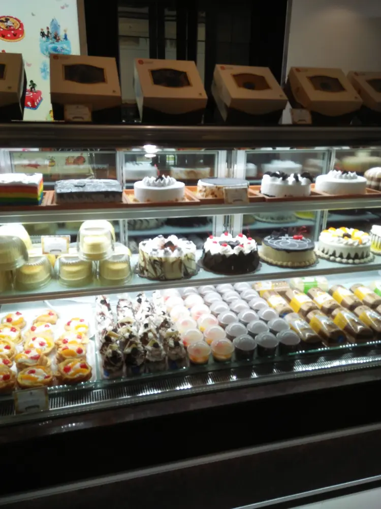 Holland Bakery Rancaekek Cipacing 7