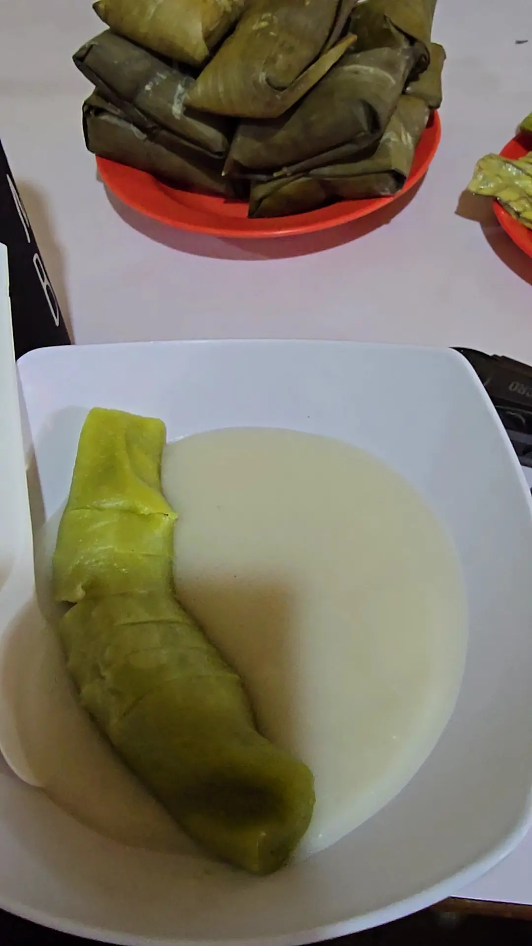 50,000 Rupiah per person, no AC, sweating buckets, but I declare this Surabaya shop is god-tier! 2