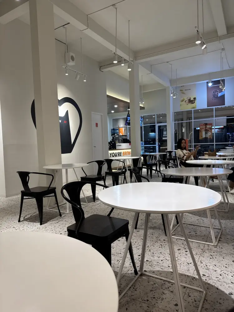 TOMORO COFFEE - TANAH MERAH 2