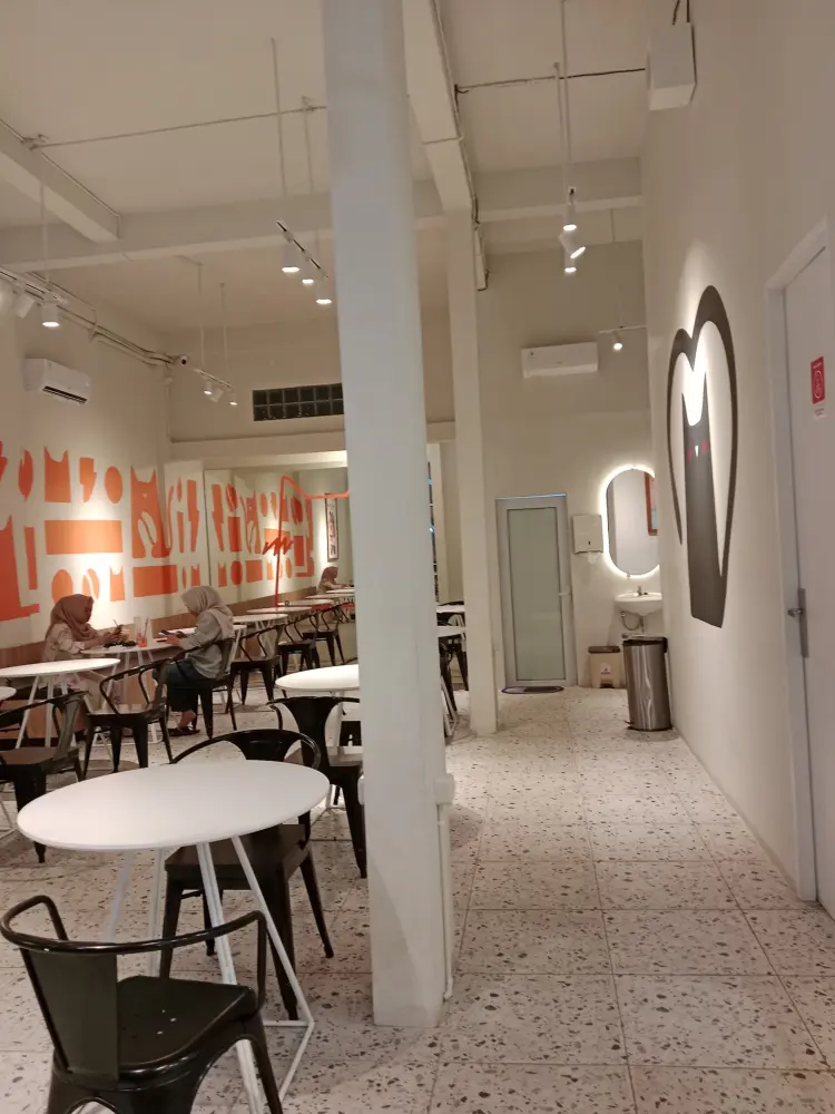 TOMORO COFFEE - TANAH MERAH 4