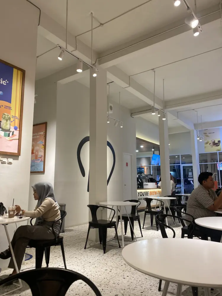 TOMORO COFFEE - TANAH MERAH 3