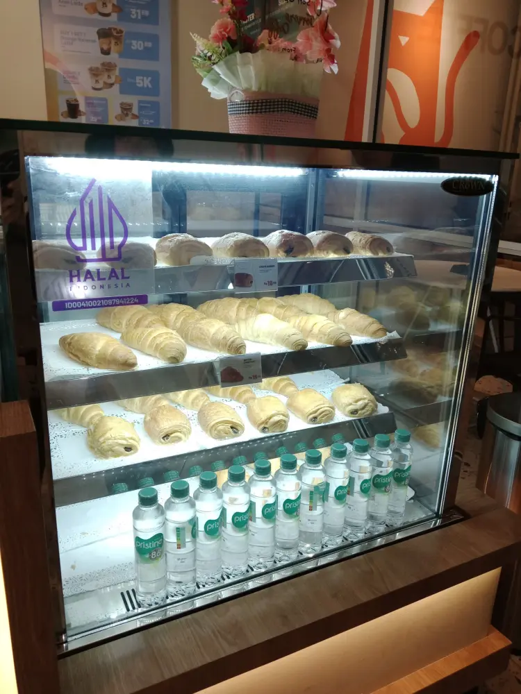 TOMORO COFFEE - TANAH MERAH 8