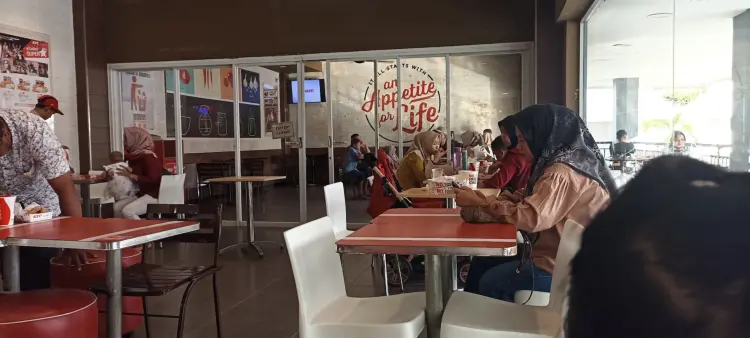 KFC Suzuya Rantau Prapat 4