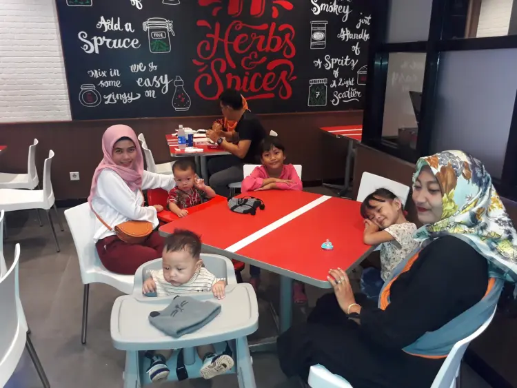KFC Suzuya Rantau Prapat 9