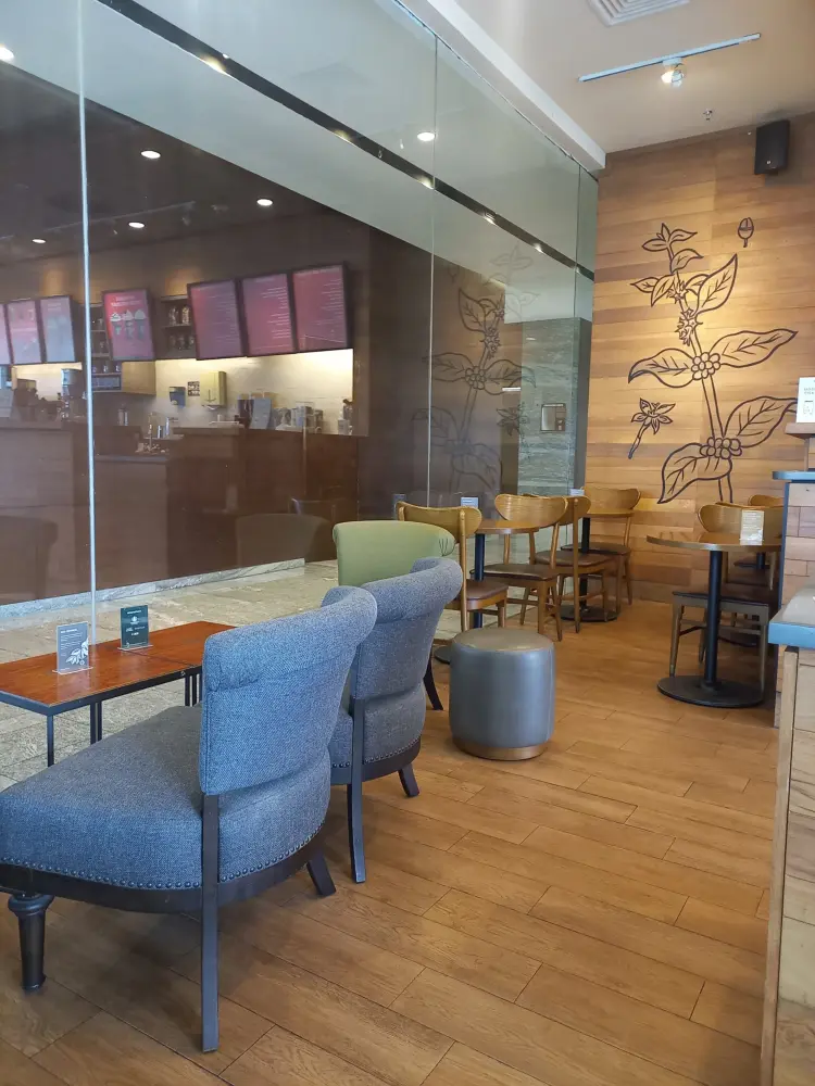 Starbucks Coffee - South Quarter 5