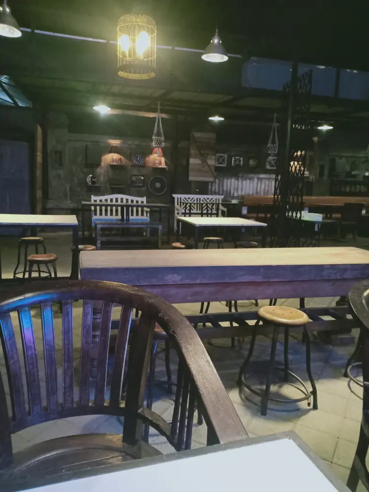 Mighty Melt Burger House 2