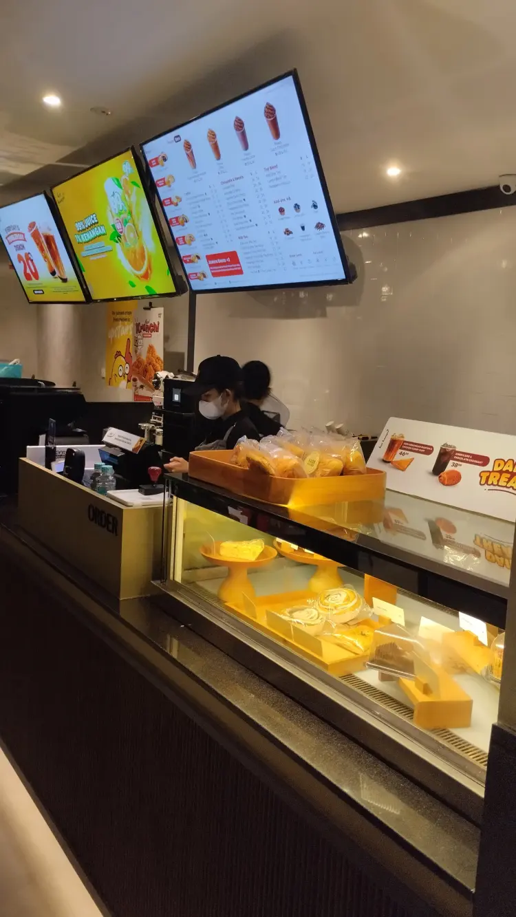 Kopi Kenangan x Chigo x Flip - Ruko Muara Karang 2