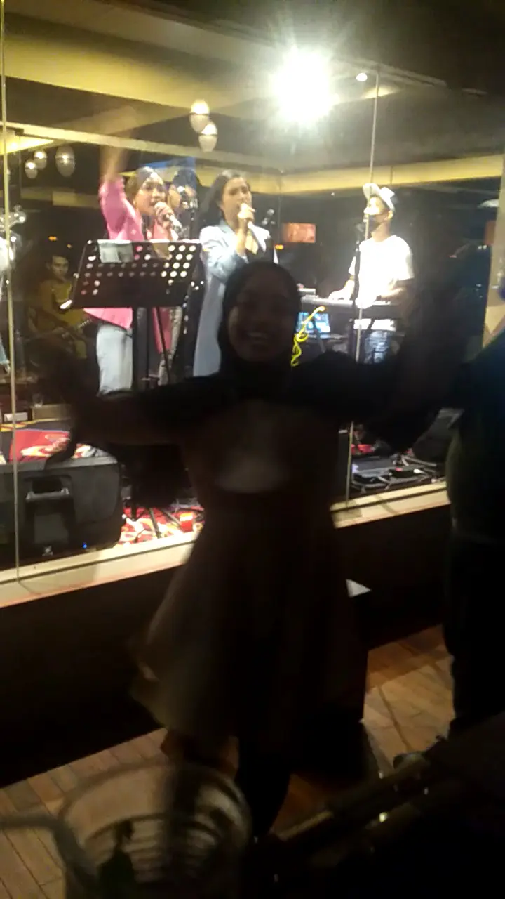 Gravity Sky Lounge 4