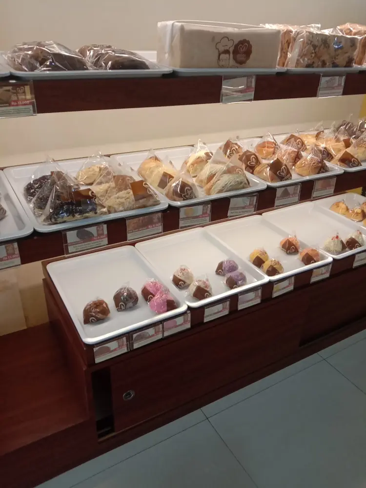 Amorcakes & Bakery Jatimelati - Bekasi 2