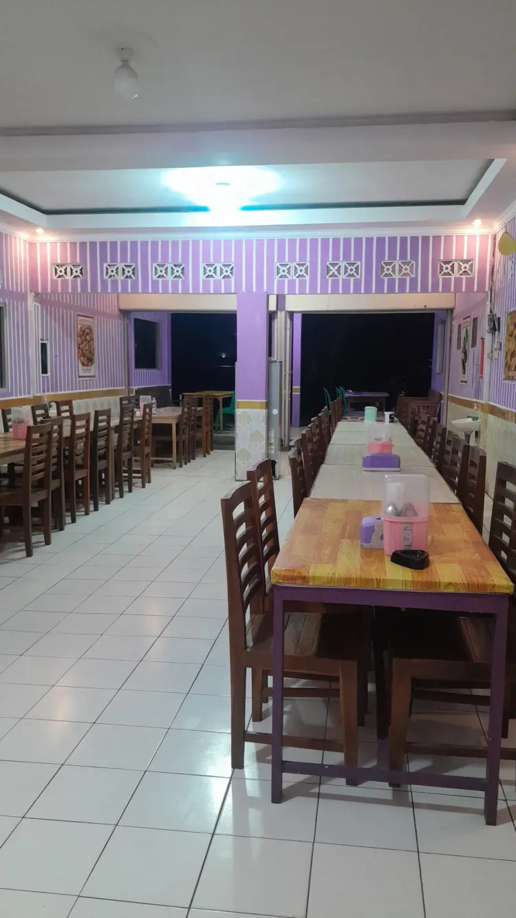 R.M Sea Food Kencana Wungu 8