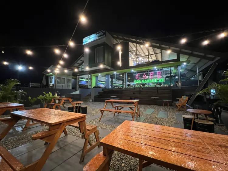 BBS GARAGE 23 CAFE 4