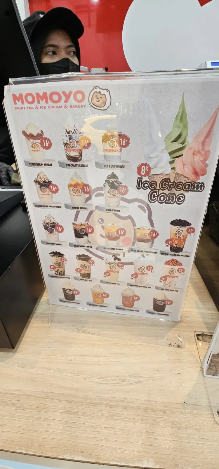 MOMOYO A.Yani km 2,5 (ice cream & fruit tea) 8