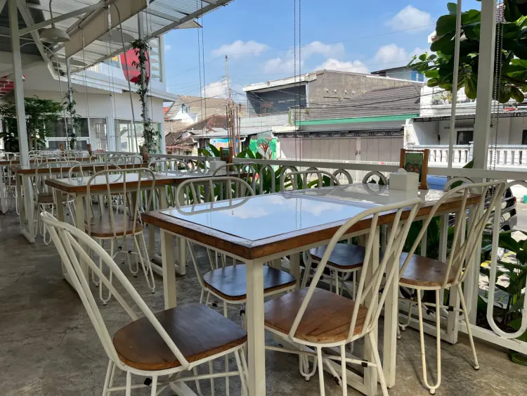 Yi Cha Cha Hotpot & Cafe 1