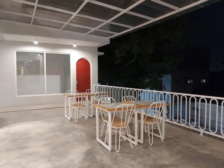 Yi Cha Cha Hotpot & Cafe 10