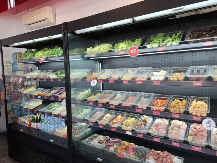 Yi Cha Cha Hotpot & Cafe 6