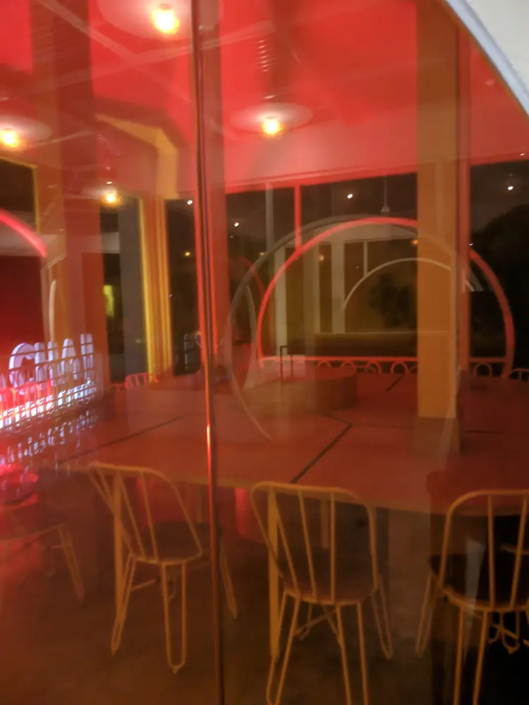 Yi Cha Cha Hotpot & Cafe 8