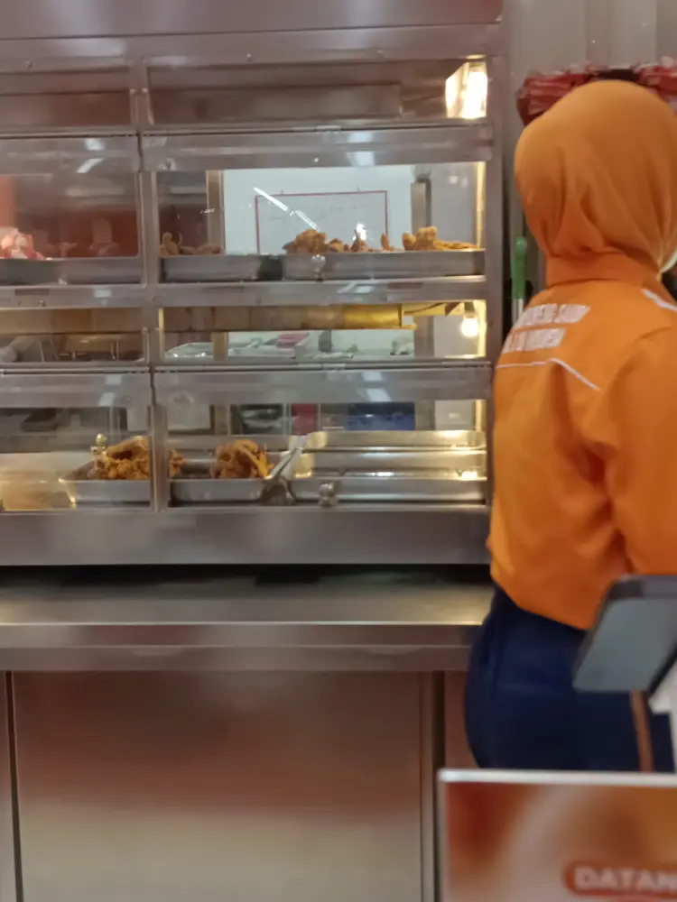 Almaz Fried Chicken Palembang 5