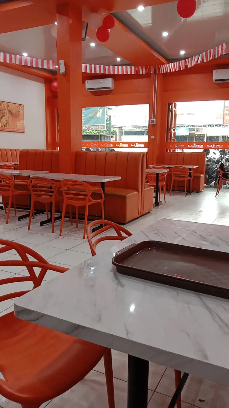 Almaz Fried Chicken Palembang 4