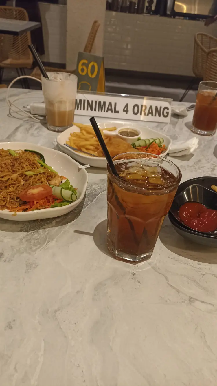 Warunk WOW KWB - Depok 10