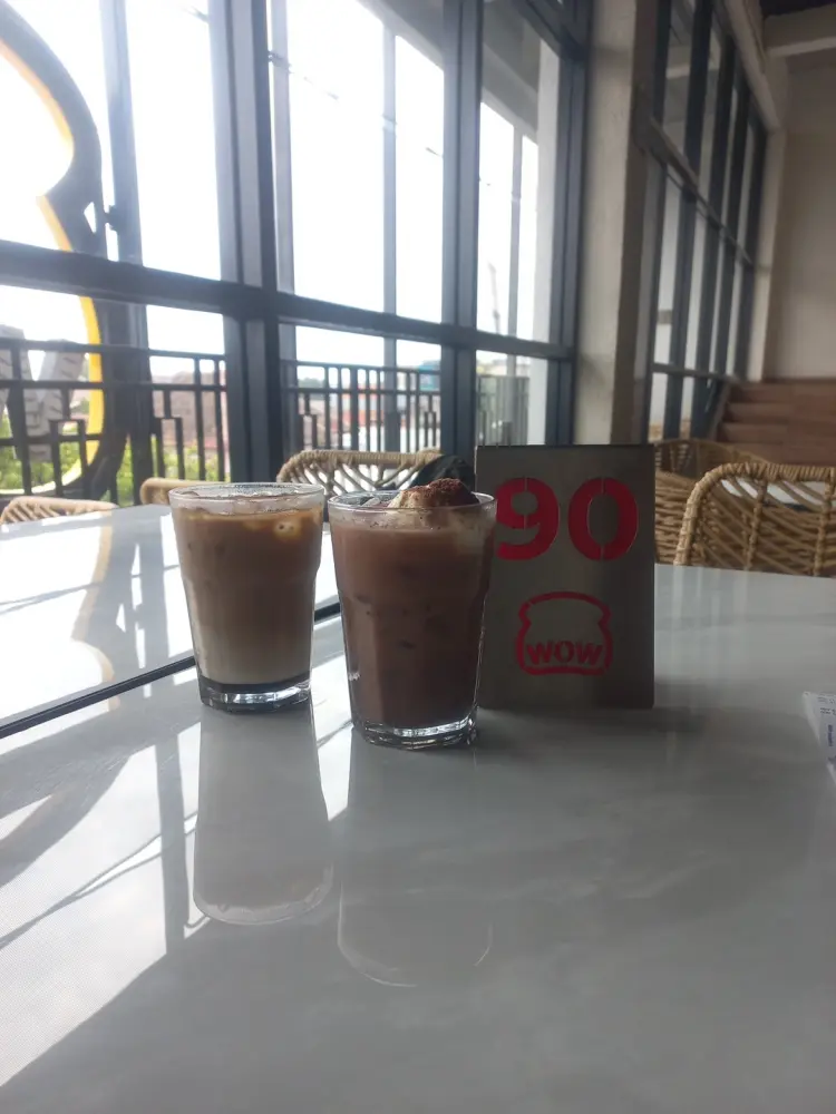 Warunk WOW KWB - Depok 4