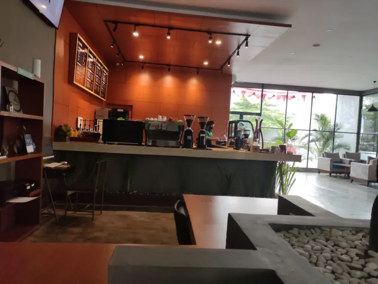 eplus co coffee & coworking 7