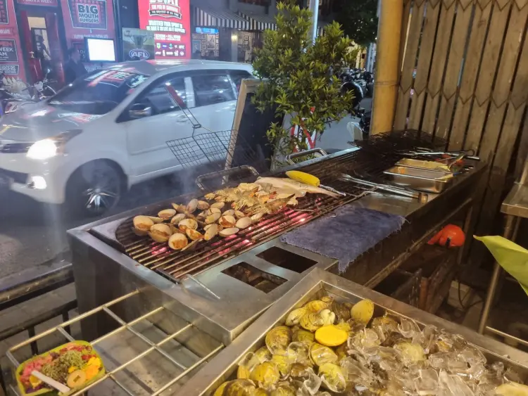 Natys Restaurant Seminyak 6