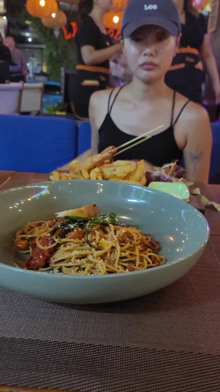 Natys Restaurant Seminyak 10