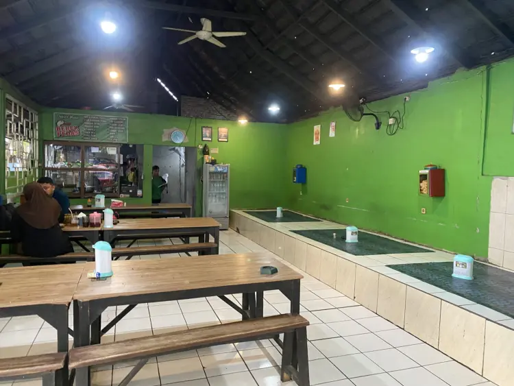 RM. Bebek Pedas Riung Sadulur 2