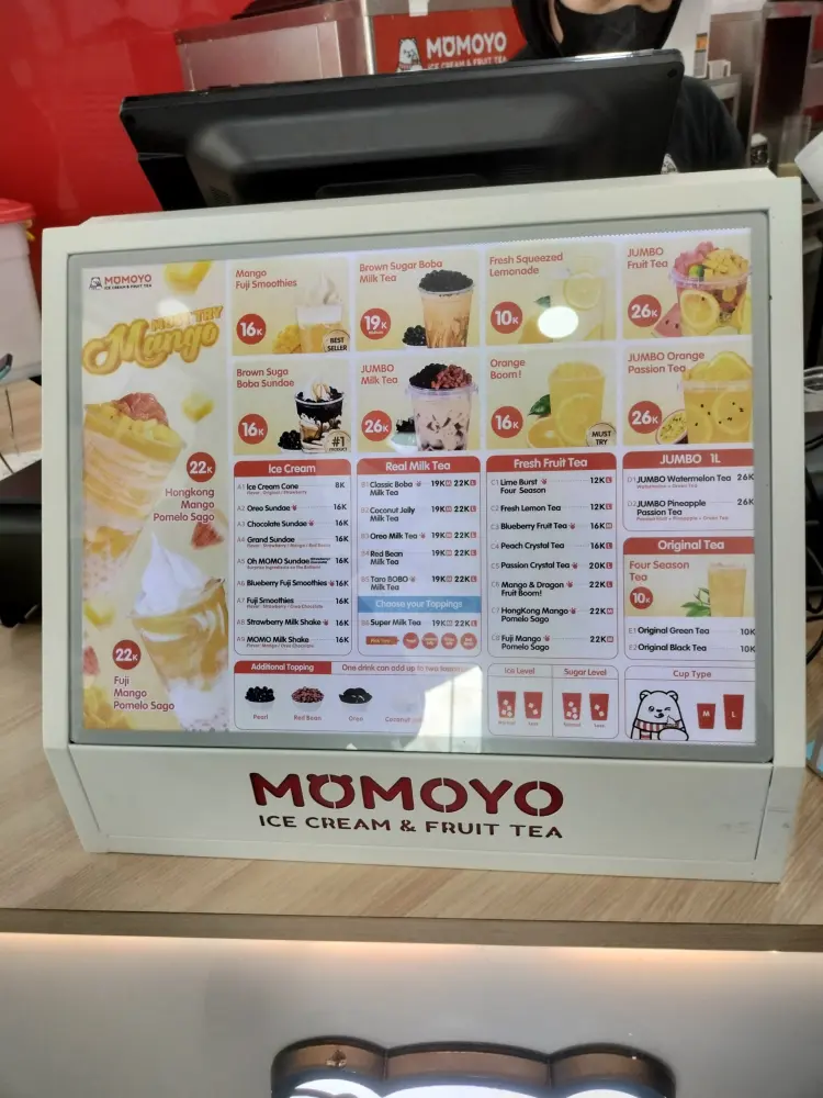 Momoyo Norman Umar (Ice Cream and Fruite Tea) 6