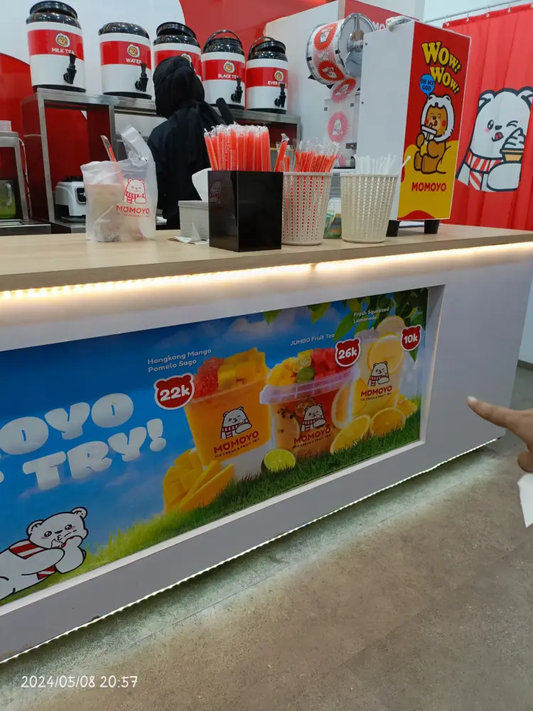 Momoyo Norman Umar (Ice Cream and Fruite Tea) 3