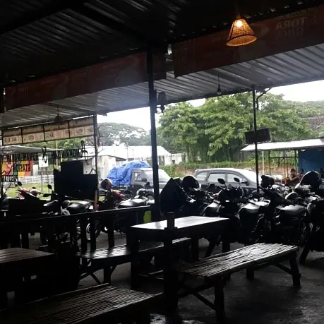 Angkringan Stasiun Pagotan 5